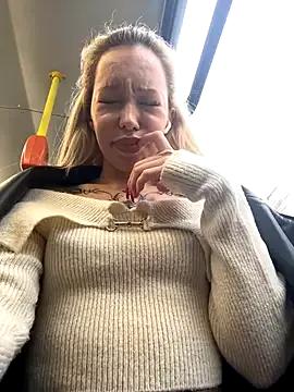 babydolll — Take off top  in public toilet