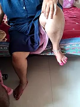 BigBooty0143 on StripChat 