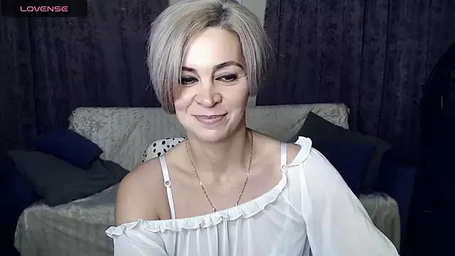 Blonde_lola444 from StripChat is Freechat