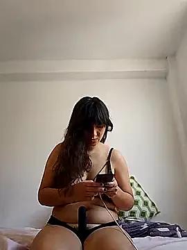 coralineruso — Masturbacin con plug anal + oil ass