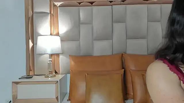 DaraBeckett on StripChat 