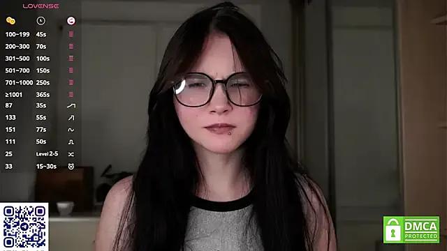 DelphaDivenere — Take off shorts and spank my ass