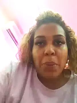 ELLA_KELLY on StripChat 