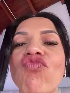 elolotero on StripChat 