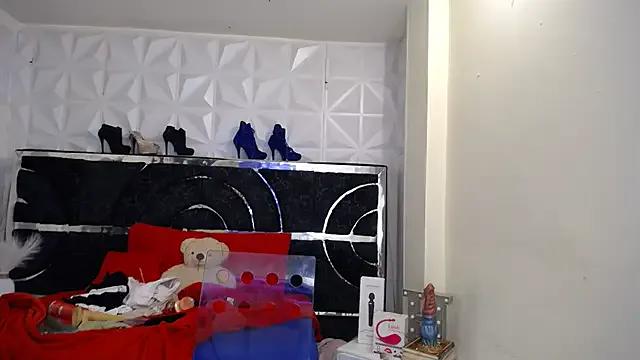 emma_morgan_1 on StripChat