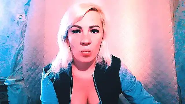 EmmaCat_ on StripChat 