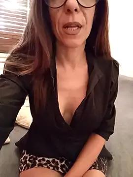 Esmeralda_passion on StripChat 
