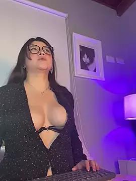 hannaasweet on StripChat 
