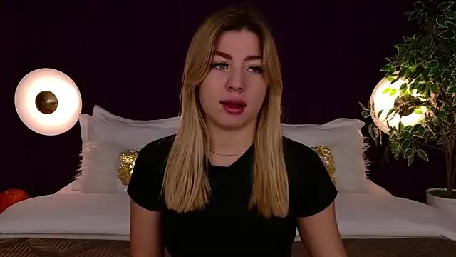 HelenaMorgan on StripChat 