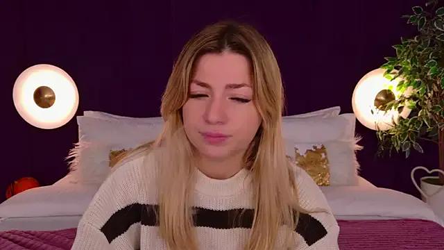 HelenaMorgan on StripChat 