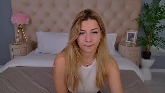 HelenaMorgan on StripChat 