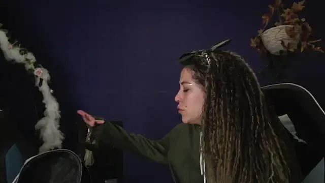 Hellen_dumont on StripChat 