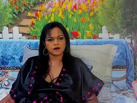 indianswtbella on StripChat 