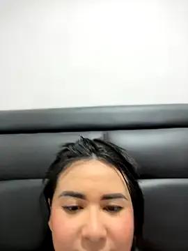 jailyncam_ — PUSH MILK ASS HOLE 