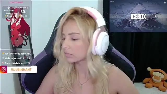 jujubinhahot on StripChat 