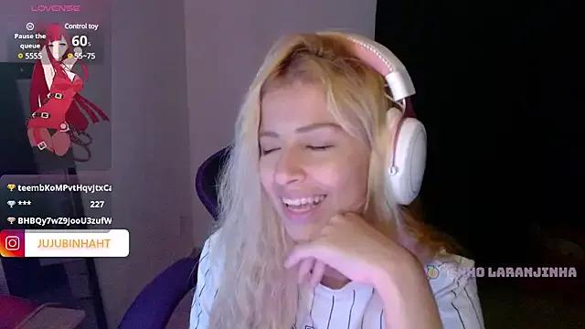 jujubinhahot on StripChat 