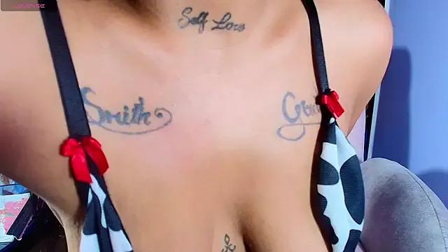 Julieth_Rossi —  deepthroat very saliva 