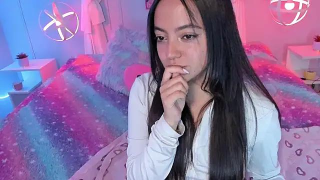 Lara_Rouss_ — Deepthroat + saliva 