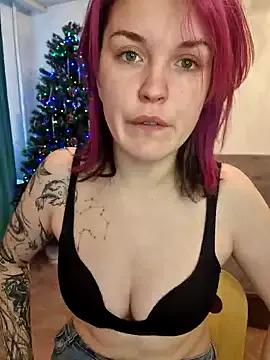 LazyTanukii from StripChat is Freechat