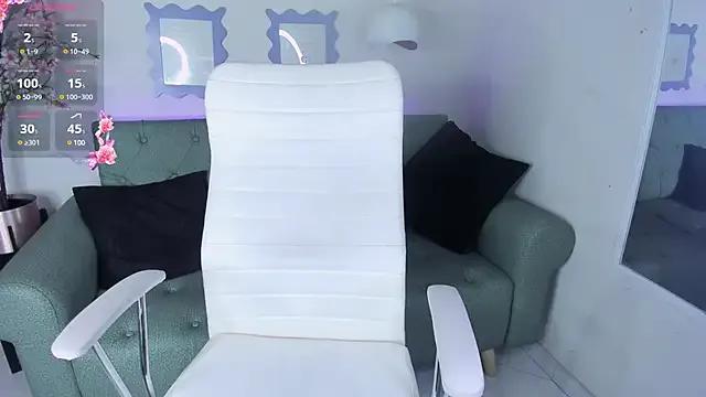 leila_whisper on StripChat 