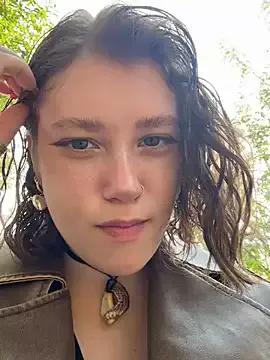 lucy-joy — Hey! make my PUSSY sooo WET