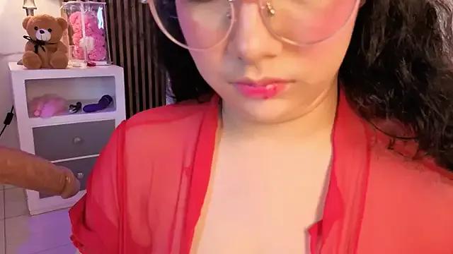 LunaRosse_ — Fingers in my tight pussy  