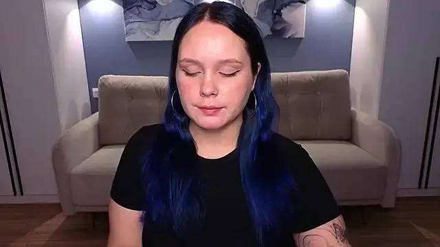 miki_miki_cutie_ on StripChat 