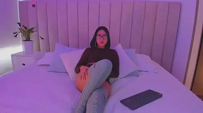 miss_martiina on StripChat 
