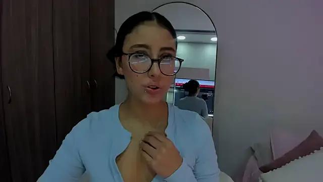 miss_martiina on StripChat 