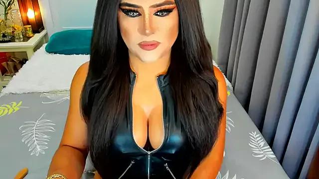 MissTyraxx on StripChat 