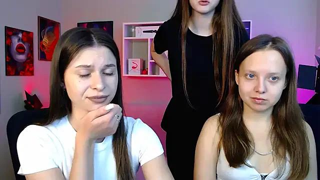 nekky_mouse on StripChat 