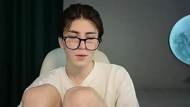 Oliver_Starboy — Show soft cock
