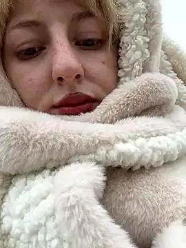 RonnieKiss — pussy show