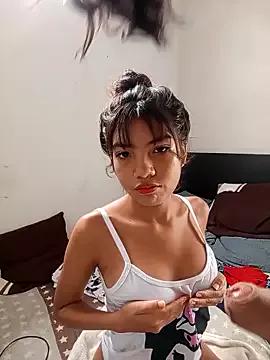 RoomExotic11 on StripChat 