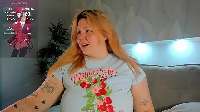 Ruth_Oliver — teasing pussy with panties