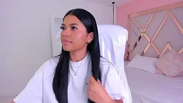 samantaa_shy on StripChat 