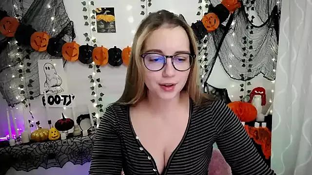 SweetPrincess_ — spank my ass until it turns red