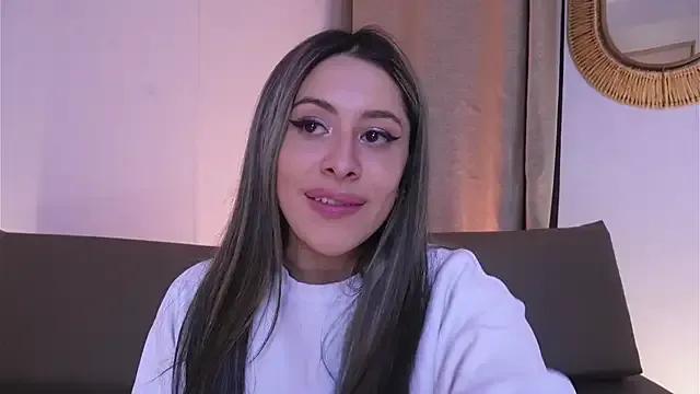 sweett_violet_ on StripChat
