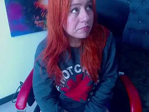 XxMiaSexxyHotxX on StripChat 