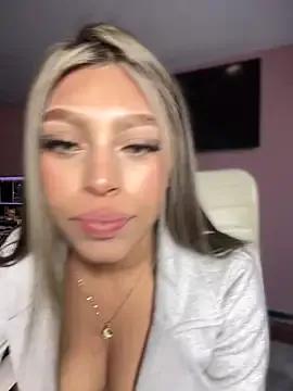 ZoeMiller_Pink — Show the breasts with cream